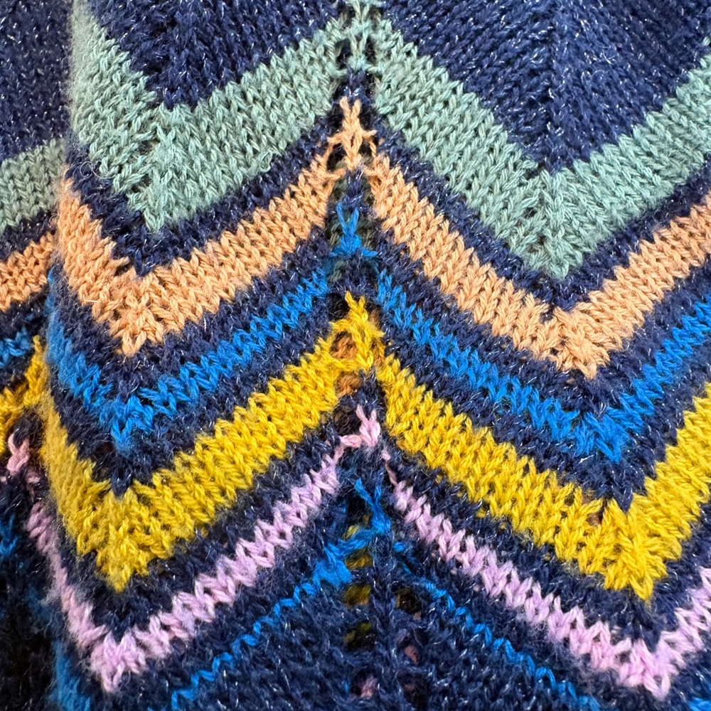 Heartloom Missoni inspired chevron stripe sweater in very good condition. Navy - Picture 6 of 8